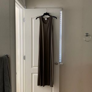 Long XS LuLaRoe dress olive green/grey